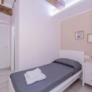 Residenza Borgo Guazzo Parma